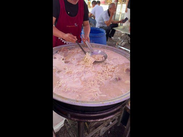 Henan Kaifeng Special Huimian Noodles  a bowl of 8 yuan  with coriander and mutton added  looks rea