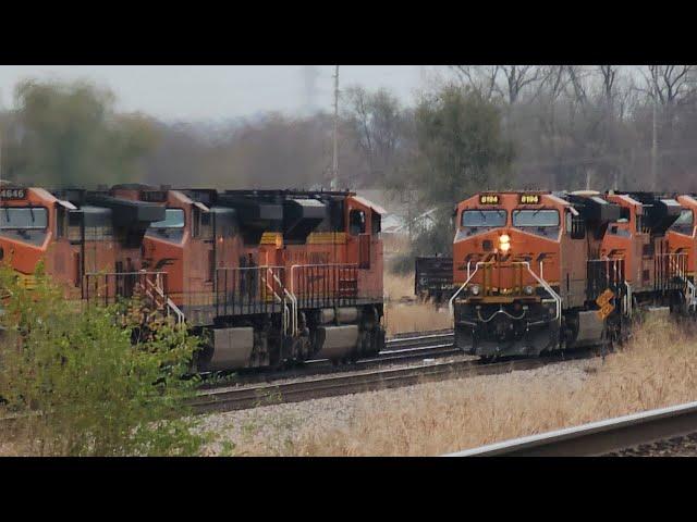 TRAFFIC, TRAFFIC JAM ACTION ON THE BNSF! Train action featuring meets, CN, KCS, Zs, Tier 4s and more