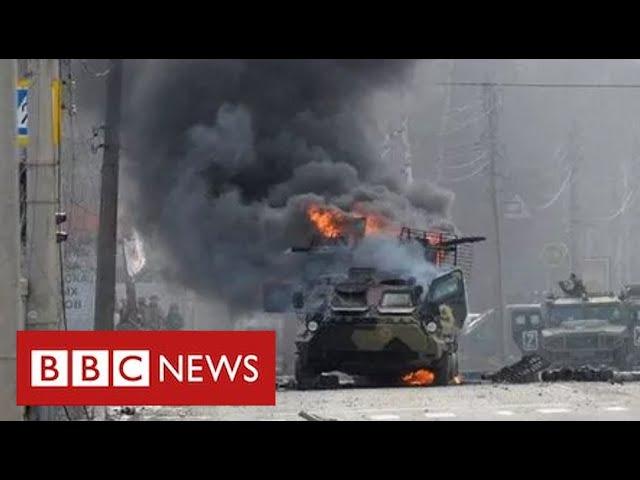 Russia accused of using cluster bombs as fighting rages in Ukraine’s cities - BBC News