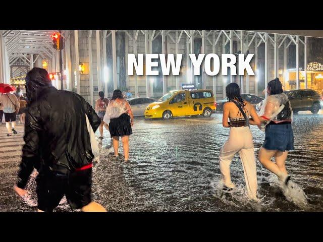 Heavy Rain Walk in Manhattan New York - Walking Rainstorm Lightning and Thunder Sounds For Sleeping