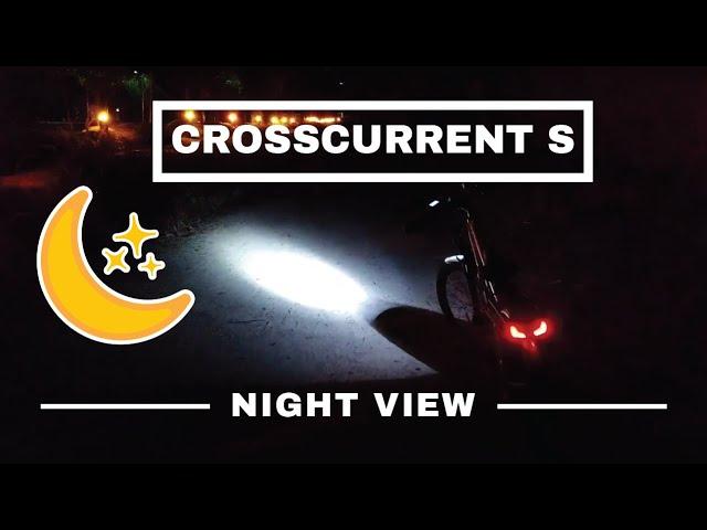 Night view of the CrossCurrent S eBike