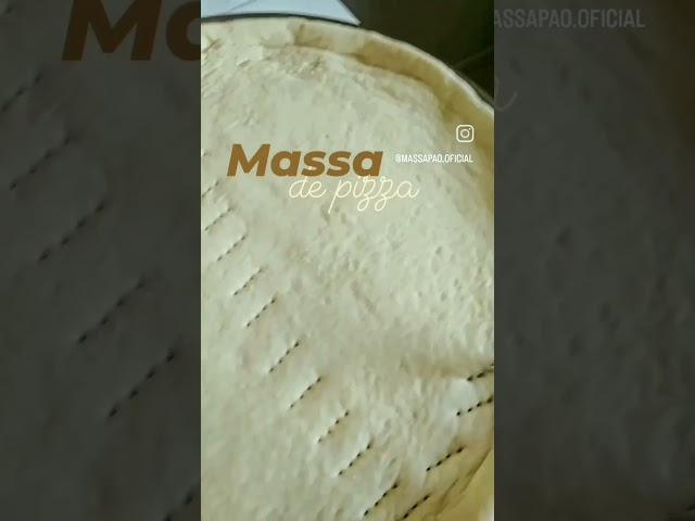 Massa de pizza caseira. Salgado assado #food #salgado #bread #pizza