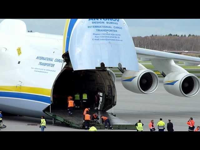 Antonov AN225 Cargo Transporter, Hamburg 2010