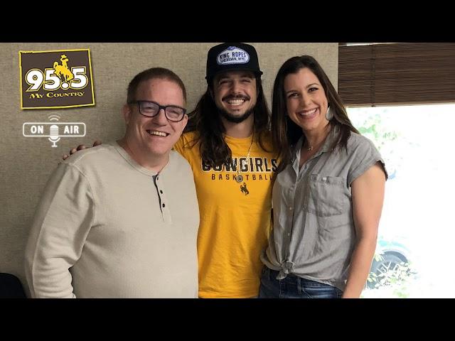 Ian Munsick Performs Horses Are Faster in the My Country Studio