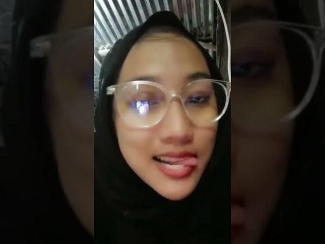 Live miera Seksi hijab mantap main lidah 