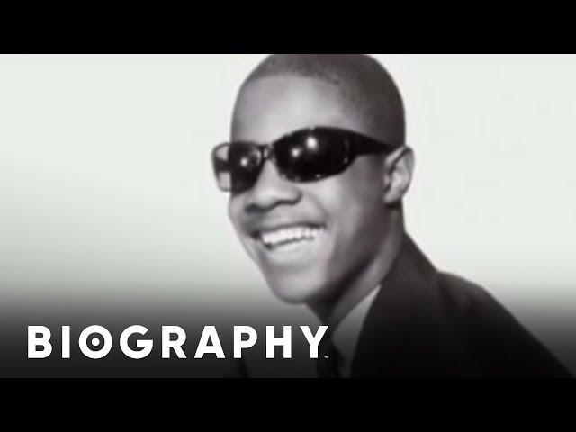 Stevie Wonder - Musician & Music Producer | Mini Bio | BIO