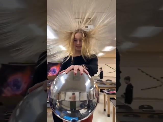 Van de graff Generator #shorts #physics #education #neet #iit