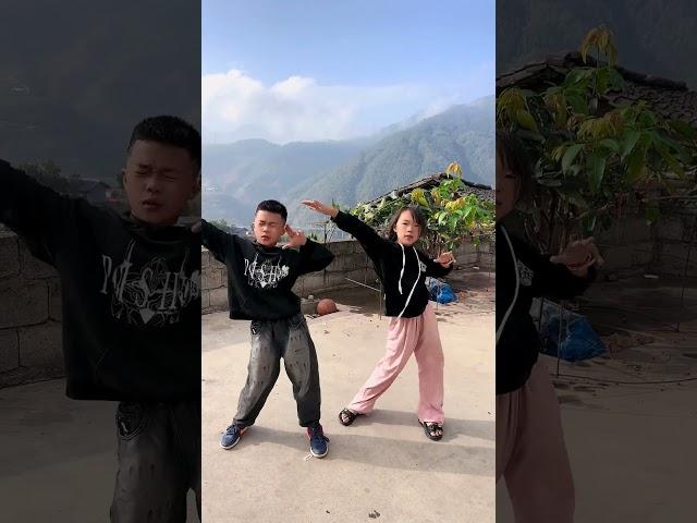 我从山中来带着兰花草 #兰花草 #搭档组合 #小仙摇挑