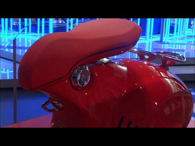 Vespa 946 RED - Model 2019