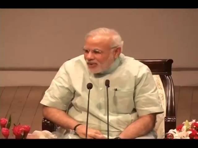 'HOW CAN I BECOME PM OF INDIA' student ask to Modi