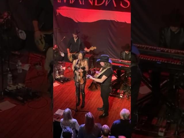 “Don’t Be Alarmed” #livemusic #amandashires #concert