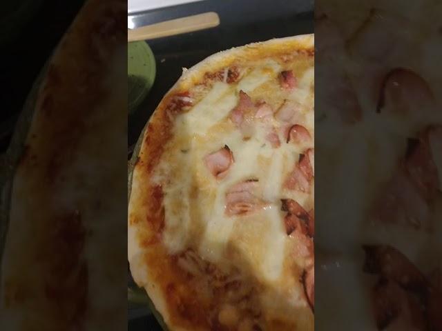 HEY CHEF WHAT'S THIS? SIGNATURE PIZZA 3X PEPPER JACK & MOZZARELLA & PARMESAN CHEESES & BACON & HAM