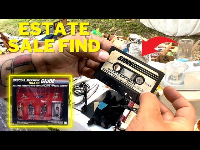 Toy Hunting at a ESTATE SALE.  Rare Vintage Toys FOUND (Vintage Toy Hunt)