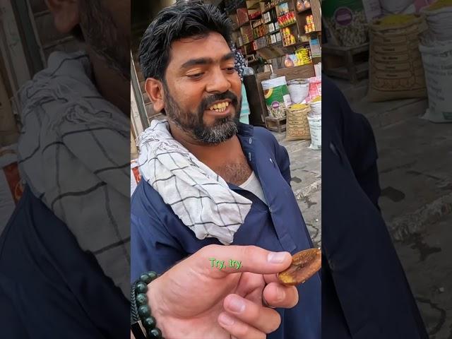 Tasting a Weird Fruit in Pakistan 