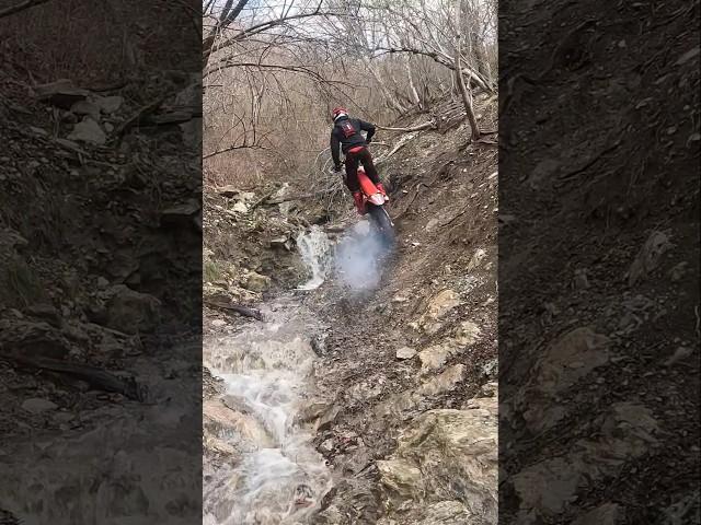 Это че ваще такое #hardenduro #эндуро #геленджик