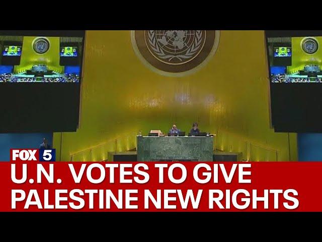 U.N. votes to give Palestine new rights