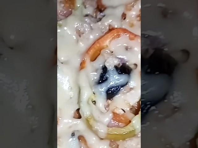 بيتزا باحترافية باسهل طريقة