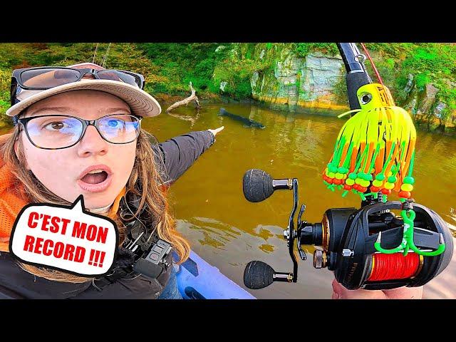 This river hides monsters and I beat my record!! (winter lure fishing)