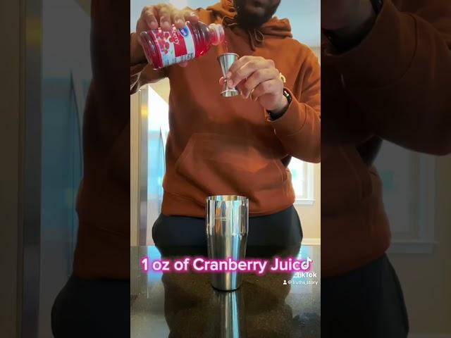 Cosmopolitan Thursday! #drinks #trending #viral #diy #reels #cocktail #bar #shorts