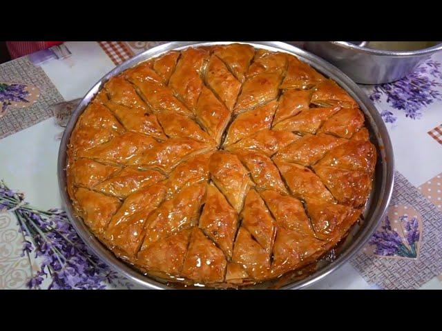 Bakllavanë tradicionale këtë vit e gatova me nusen, ju rrëfejmë të fshehtat e recetës