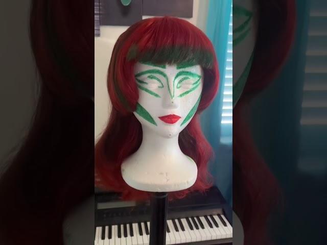 Jessica rabbit gave up hookin to join an 80s rock Christmas cover band #wigtransformation #ashnikko