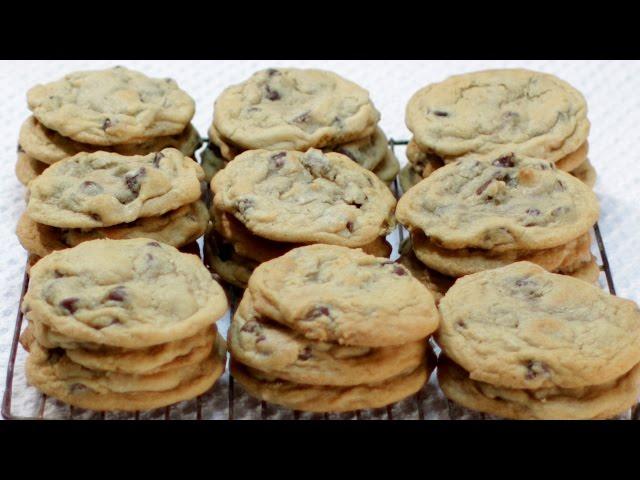 How to Make Chocolate Chip Cookies - Easy Soft Chewy Chocolate Chip Cookie Recipe