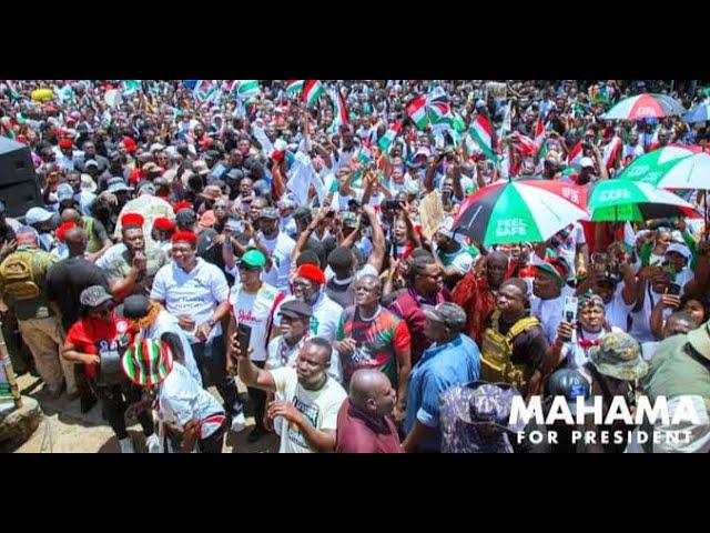 AWESOME WELCOME FOR JOHN DRAMANI MAHAMA IN AFOASE AYERIBI IN THE EASTERN REGION CAMPAIGN TOUR