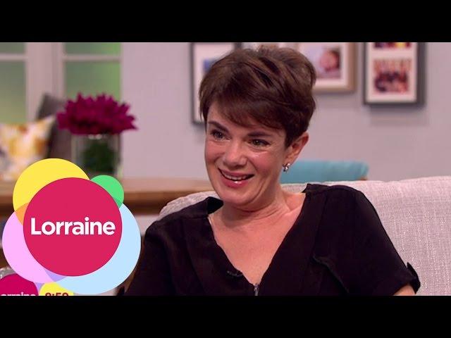 Victoria Hamilton Explains The Game | Lorraine