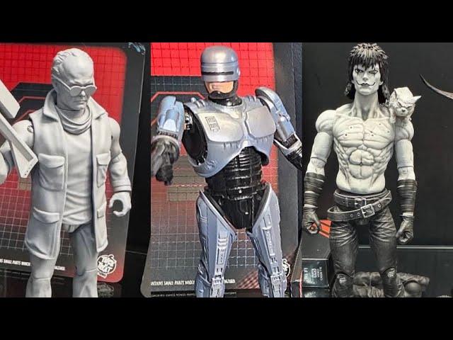 New Robocop & The Crow action figures on display toy fair trick or treat studios