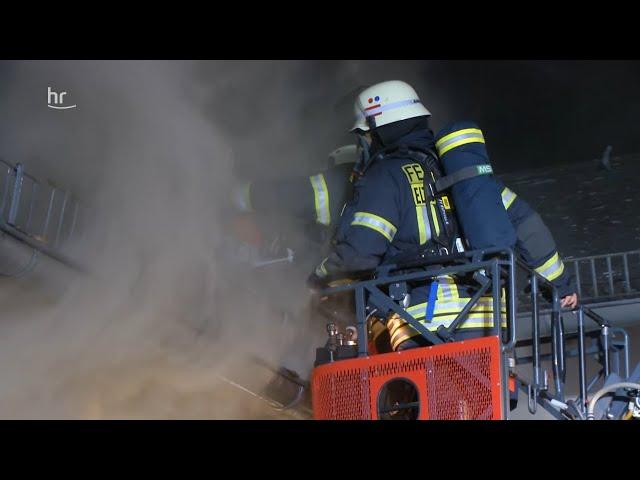 Freiwillige Feuerwehr - Retter in Not | Doku