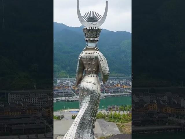 The most beautiful Miao goddess Yang Asha 88 meters tall The tallest female bronze statue in the wor