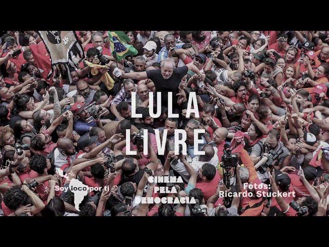 Lula Livre e nos braços do povo