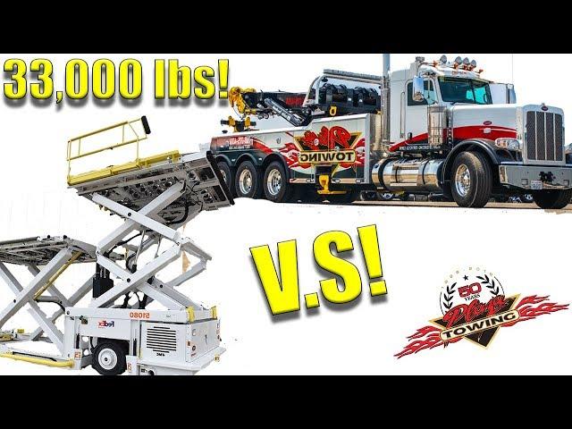 Lifting 32,000 Pound Cargo Loader With Rotator | FMC Commander 15
