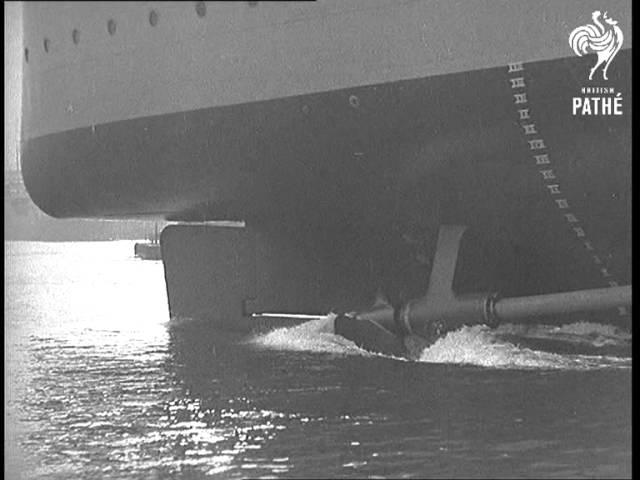 Launch Of HMS Edinburgh At Wallsend (1938)