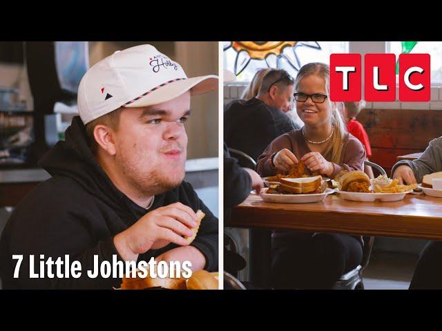 Jonah Finds A New Hobby | 7 Little Johnstons | TLC