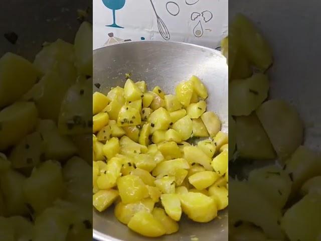 Kachalu | UP Style Kachalu Recipe | Potato Recipe |  Shorts