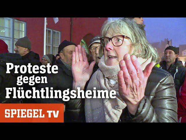 Proteste gegen Flüchtlingsheime: Der Ton in der Migrationsdebatte wird schärfer | SPIEGEL TV