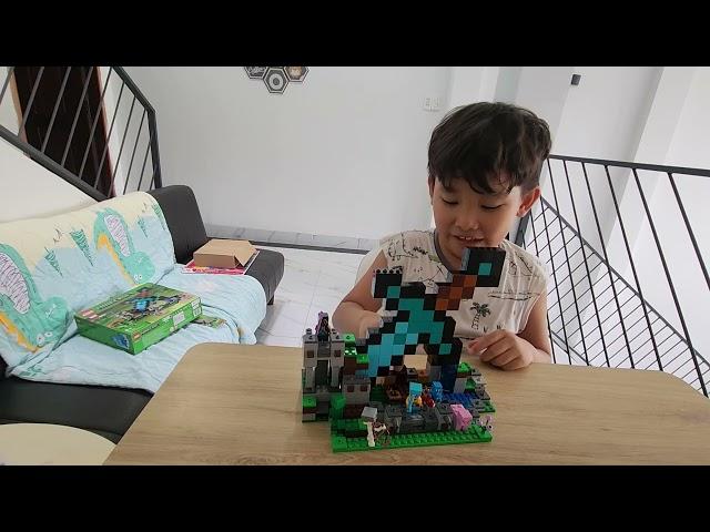 Mons Toys: Cùng mở hộp Minecraft Lego nhé.