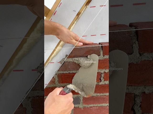 Bricklaying at an angle #asmr #mortar #masonry