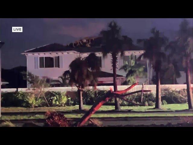 Palm Beach Gardens neighborhood suffers extensive tornado damage