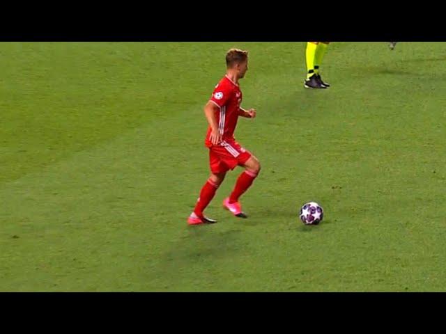 Top 30 insane Long Range Passes by Joshua Kimmich!