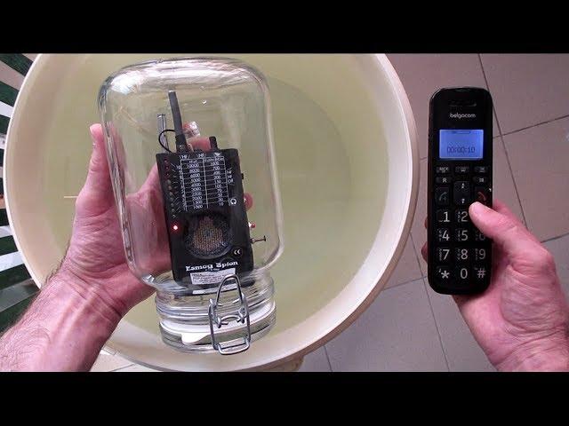 Underwater mobile phone RF radiation test