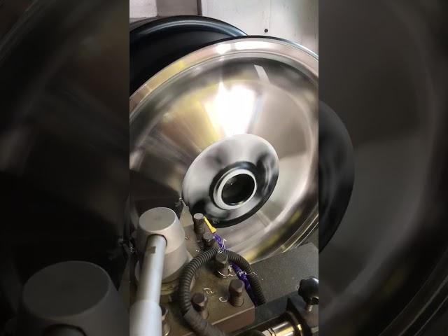 Diamond cutting a jag wheel