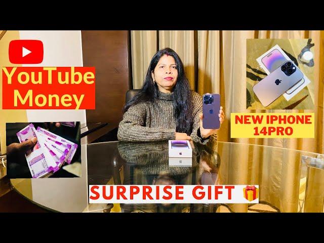 Mummy Ko Diya New iPhone 14 Pro | SURPRISE GIFT  | Kartik Paal