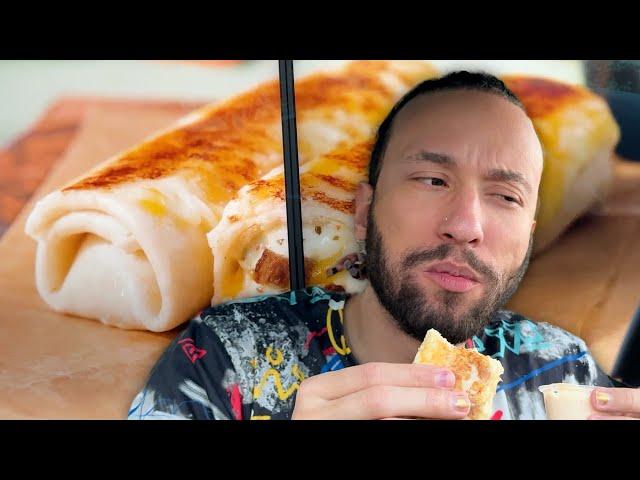 Taco Bell NEW Cheesy Dipping Burritos (Steak) 4K Food Review