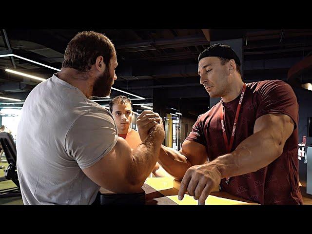 VOEVODA. SMAEV / ArmWrestling