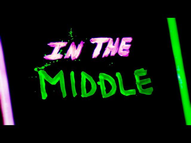 Alesso x SUMR CAMP - In The Middle (Official Lyric Video)