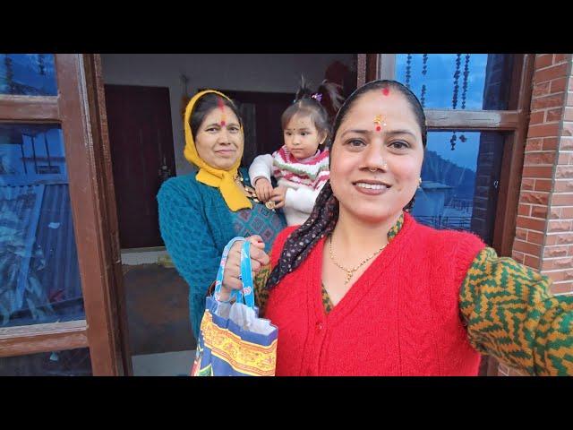 These are the benefits of having relatives in the village  || Pahadi Lifestyle Vlog || Priyanka ...