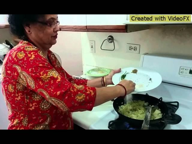 Doodh lau Bengali dish