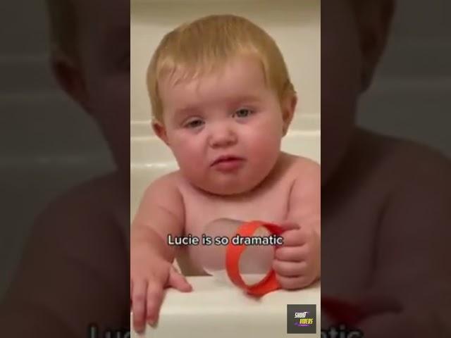 #WOAvideos #WOAfunny #WOAbabyFunny Confusing baby - Cute video Tiktok #3